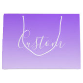 Cursive Script Name & Editable Light Lila Ombre Große Geschenktüte (Vorderseite)