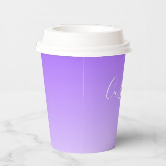 Cursive Script Name & Editable Light Lila Ombre Pappbecher (Rechts)