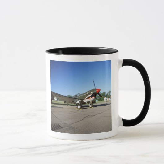 Curtiss P-40 Warhawk, an der Flugschau Minnesotas Tasse (Rechts)