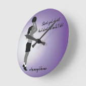 Curvy Girl Basketball Player Runde Wanduhr (Winkel)