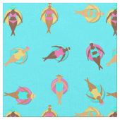 Curvy Melanin Women Friends am Pool Stoff (Nahaufnahme)