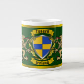 Cusack Irish Shield & Griffins Jumbo-Tasse (Vorderseite)