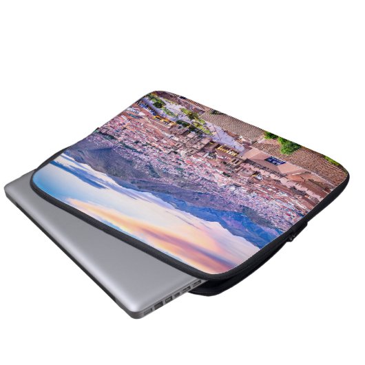 Cusco Laptopschutzhülle (Vorne Knopf)