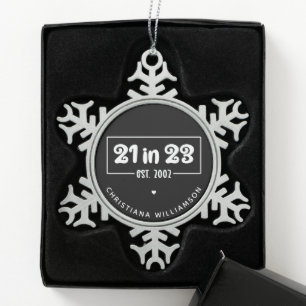 Custom 21. Geburtstag Geschenk 21 im 23. Est 2002 Schneeflocken Zinn-Ornament