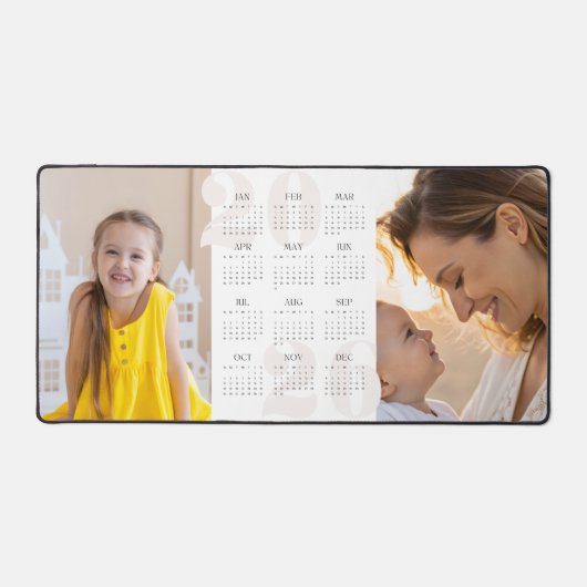 Custom 2 Foto and Year Calendar 2026 Large Mouse Schreibtischunterlage (Vorderseite)