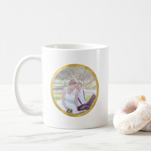 Custom 2 Foto Imitate Gold Round Border Kaffeetasse (Mit Donut)