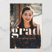 Custom 2 Fotos Rose Gold Abschluss Folieneinladung (Vorderseite)