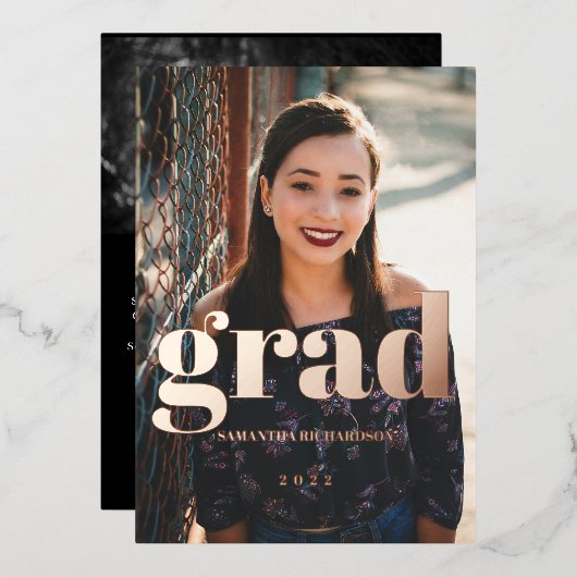 Custom 2 Fotos Rose Gold Abschluss Folieneinladung (Vorderseite/Rückseite)