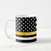 Custom 911 Dispatcher USA Flag Thin Gold Line Kaffeetasse (Links)