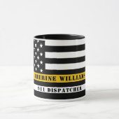 Custom 911 Dispatcher USA Flag Thin Gold Line Tasse (Zentrum)
