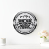 Custom ADD NAME Skull Skateboard Skate Shop Große Wanduhr (Zuhause)