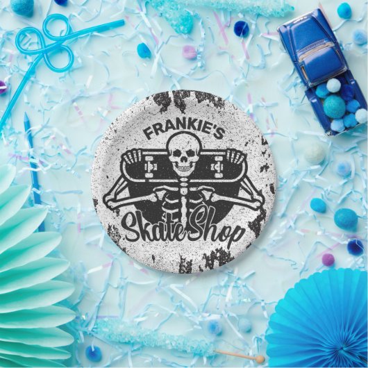 Custom ADD NAME Skull Skateboard Skate Shop Pappteller (Party)