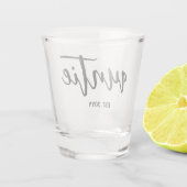 Custom Auntie Est. Modern Brush Script Typografie Schnapsglas (Rückseite)