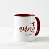 Custom Auntie Est. Modern Brush Script Typografie Tasse (VorderseiteRechts)