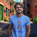Custom Autismus Awareness Ribbon Blue T-Shirt<br><div class="desc">Maßgeschneiderte Autismus Bewusstsein Band T - Shirt für eine Spendenaktion oder Party,  um das Bewusstsein für autistische Freunde oder Familie zu schärfen. Eine coole stolze Autismus Mutter oder Papa T,  die mit jedem Text unter dem Puzzle-Stück Band von blau,  gelb und rot personalisiert werden kann.</div>