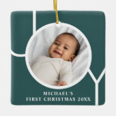 Custom Baby Boy's First Christmas Foto Green Keramikornament (Vorderseite)