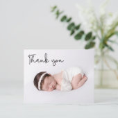 Custom Baby Girl Foto danke Script Ankündigungspostkarte (Stehend Vorderseite)