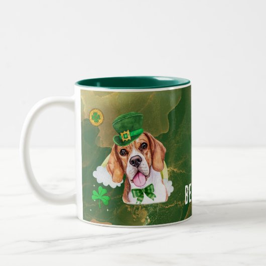Custom Beagle Gold St Patricks Day Zweifarbige Tasse (Links)