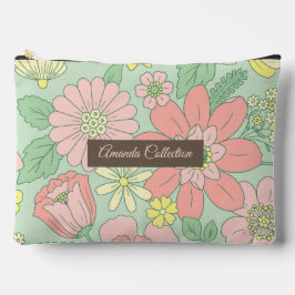 Custom beautiful hand drawn flowers in Pastel Pink Zubehörtasche