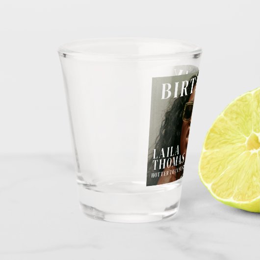 Custom Birthday Party Magazine Cover Cheers Schnapsglas (Links)