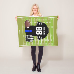 Custom Black and Gray Football Jersey auf Field Fleecedecke