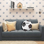 Custom Black and White Soccer Ball Pillow Rundes Kissen<br><div class="desc">Sportliche Thema rund Kissen in einem schwarz-weißen Fußball-Look. Personalisieren Sie den dunkelgrauen Text,  auf der Vorderseite des Kissens,  für sich selbst oder als eine tolle Geschenkidee.</div>