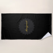 Custom Black Beach Handtuch mit Name und Initial (Vorderseite)