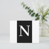 Custom Black Modern Minimalist Letter Design Postkarte (Stehend Vorderseite)