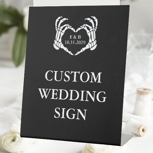 Custom Black Skeleton Heart Wedding Sockelschild