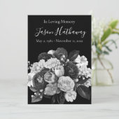 Custom Black & White Floral Memorial Program Einladung (Stehend Vorderseite)