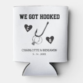 Custom Black & White Wir Got Hooked Wedding Dosenkühler (Vorderseite)
