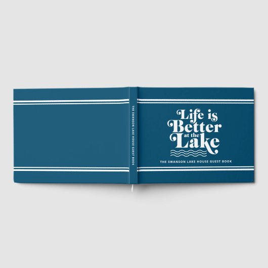 Custom Blue and White Life is Better am Lake Gästebuch (Voll)