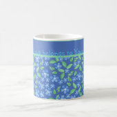 Custom Blue Periwinkles Ditsy Floral Muster Kaffeetasse (Mittel)