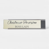 Custom Boss Lady Funny Schreibtischnamensplakette (Vorderseite )