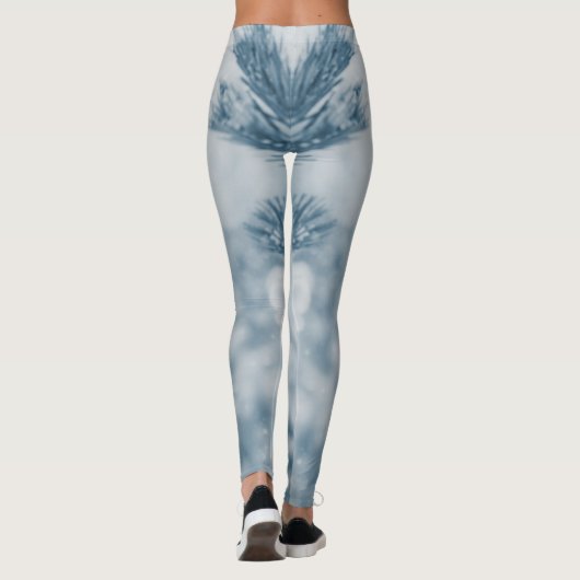 Custom Branded Gray Minimalistisch Hello Winter Leggings (Rückseite)