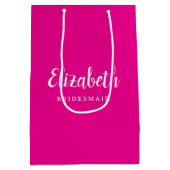 Custom Bridesmaid Typografie Skriptname Top Mittlere Geschenktüte (Rückseite)