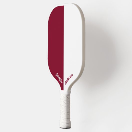 Custom Burgundy und White Pickleball Schläger (Links)
