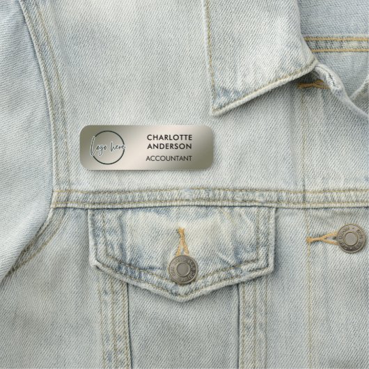 Custom Business Logo Basic Employee Silver  Staff  Namensschild (Beispiel)