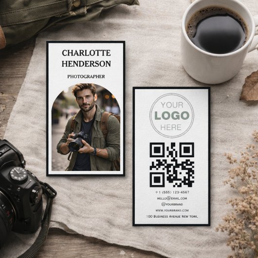 Custom Business Review QR Code Logo Visitenkarte