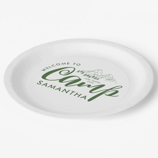 Custom Camp Bachelorette Party Moderne Rustikal Pappteller (Schrägansicht)