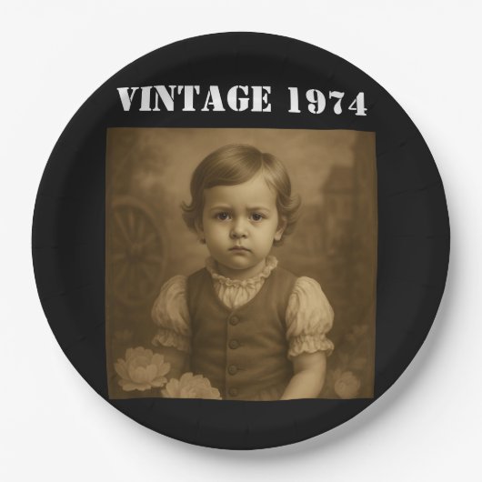 Custom Childhood Photo & Year Vintage Personalized Pappteller (Vorderseite)