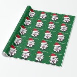 Custom Christmas Cow Green Geschenkpapier<br><div class="desc">Niedliches individualisierbares Urlaubspapier mit einer lustigen Bauernkuh,  die eine rote Weihnachtsmannmütze auf grüner Geschenkverpackung trägt. Personalisieren Sie mit jemandes Namen oder frohe Weihnachten.</div>