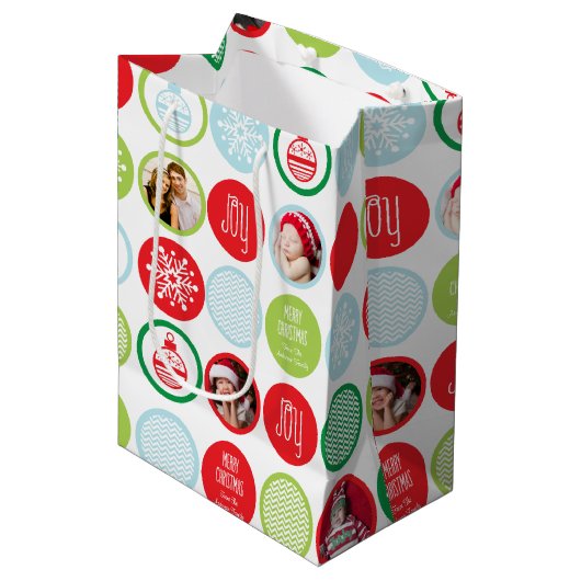 Custom Christmas Foto Dots Mittlere Geschenktüte (Vorderseite Schrägansicht)