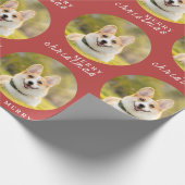 Custom Christmas Foto Red Wrapping Paper Geschenkpapier (Ecke)
