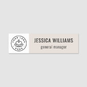 Custom Company Logo Beige Employee Namensschild (Vorderseite)