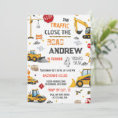 Custom Construction Dump Truck Birthday  Einladung (Stehend Vorderseite)