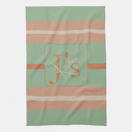 Custom Coral Sage Stripe Monogram Boho Pastel Chi Geschirrtuch (Vertikal)