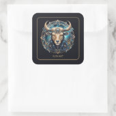 Custom Cosmic Bull Zodiac Symbol Black Gold Taurus Quadratischer Aufkleber (Tasche)