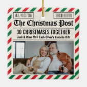 Custom Couple Anniversary Gift Christmas Newspaper Keramikornament (Rückseite)