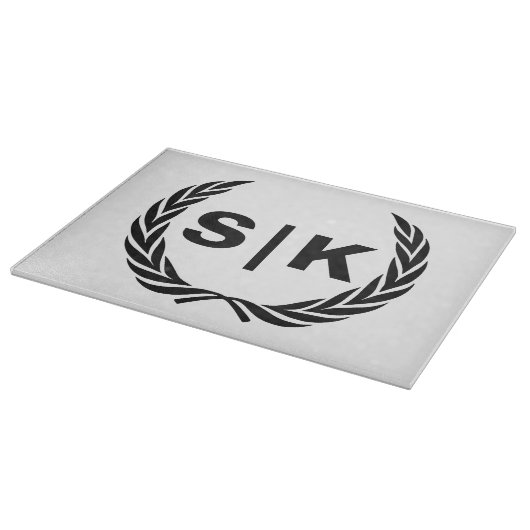 Custom Couple Monogram mit Laurel Blätter Schneidebrett (Ecke)